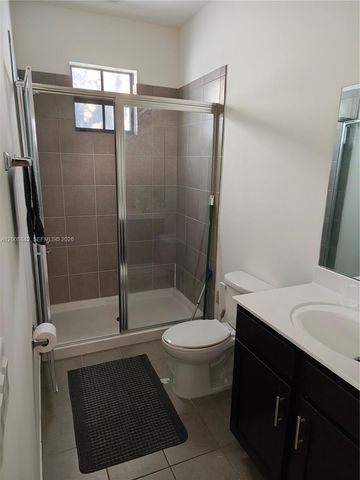 3329 NW 11th Ave 3329, Pompano Beach, FL 33064
