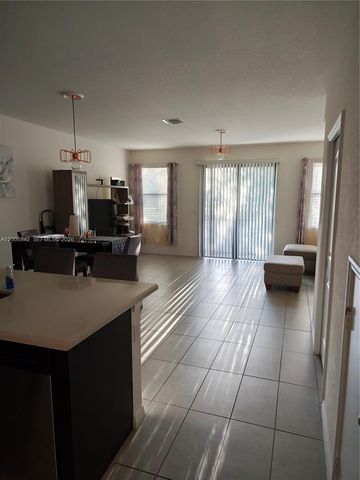 3329 NW 11th Ave 3329, Pompano Beach, FL 33064