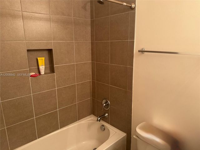 3329 NW 11th Ave 3329, Pompano Beach, FL 33064