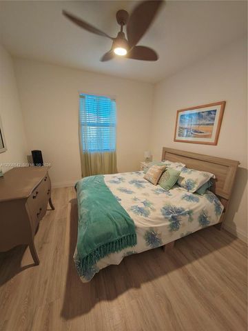 3329 NW 11th Ave 3329, Pompano Beach, FL 33064