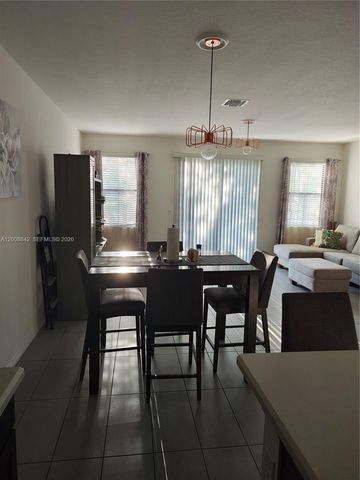 3329 NW 11th Ave 3329, Pompano Beach, FL 33064