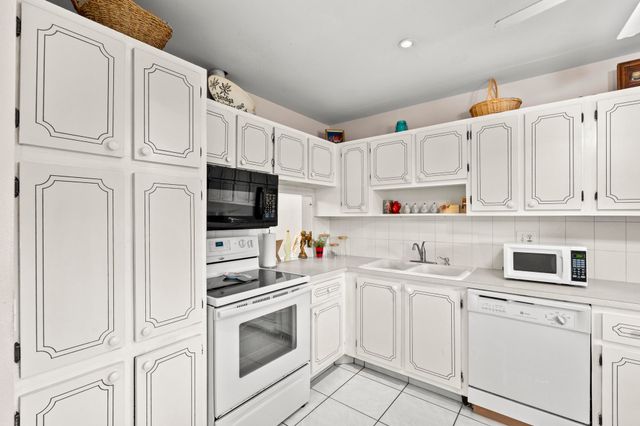 5775 W Fernley Dr Drive W 134, West Palm Beach, FL 33415