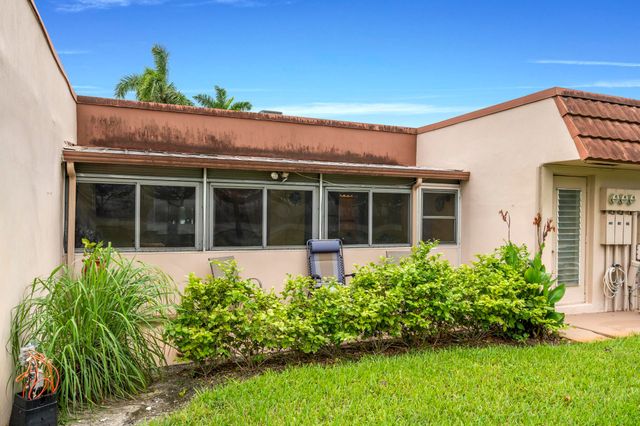 5775 W Fernley Dr Drive W 134, West Palm Beach, FL 33415