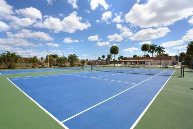 5775 W Fernley Dr Drive W 134, West Palm Beach, FL 33415