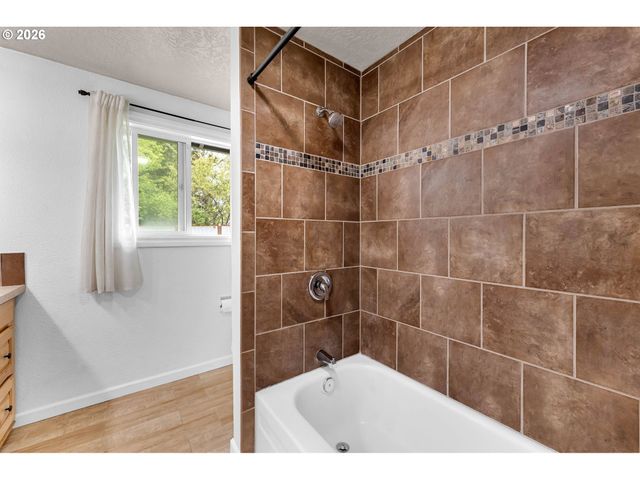 10312 Se 10TH St, Vancouver, WA 98664