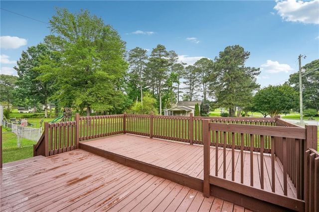 1915 North Road, Snellville, GA 30078