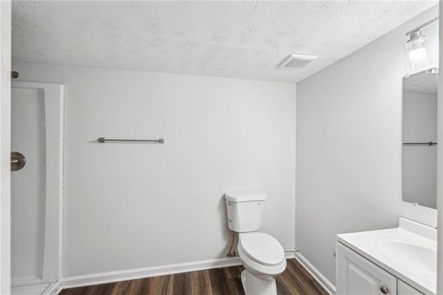 1915 North Road, Snellville, GA 30078