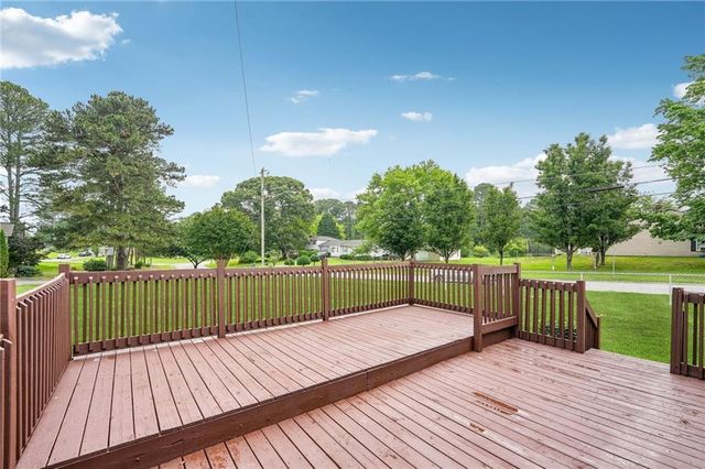 1915 North Road, Snellville, GA 30078