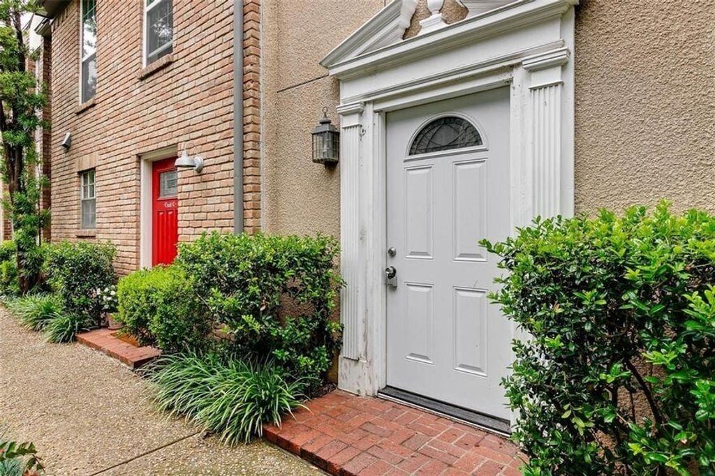 4306 Buena Vista Street D, Dallas, TX 75205