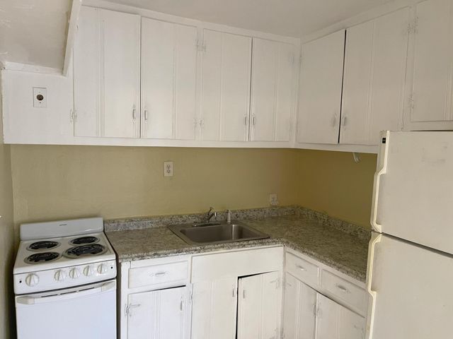224 SE 9th Court 1-4, Hallandale Beach, FL 33009