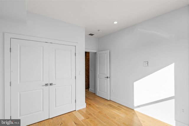 806 DUDLEY ST, Philadelphia, PA 19148