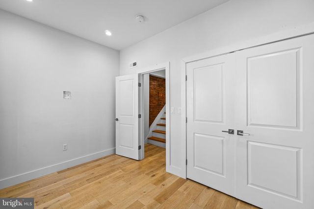 806 DUDLEY ST, Philadelphia, PA 19148