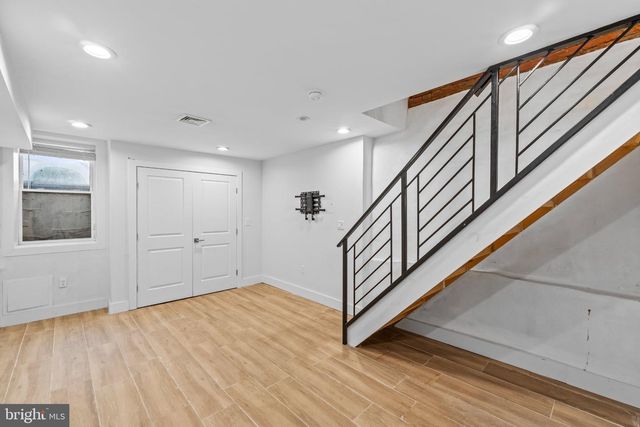 806 DUDLEY ST, Philadelphia, PA 19148