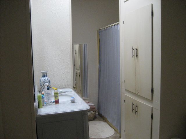 211 S Olive Street, Grapeland, TX 75844