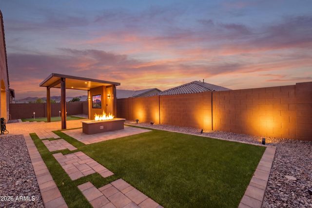 9412 S 41st Drive, Laveen, AZ 85339