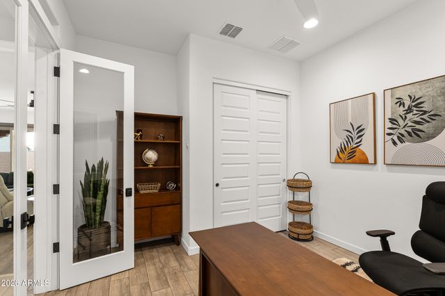 9412 S 41st Drive, Laveen, AZ 85339