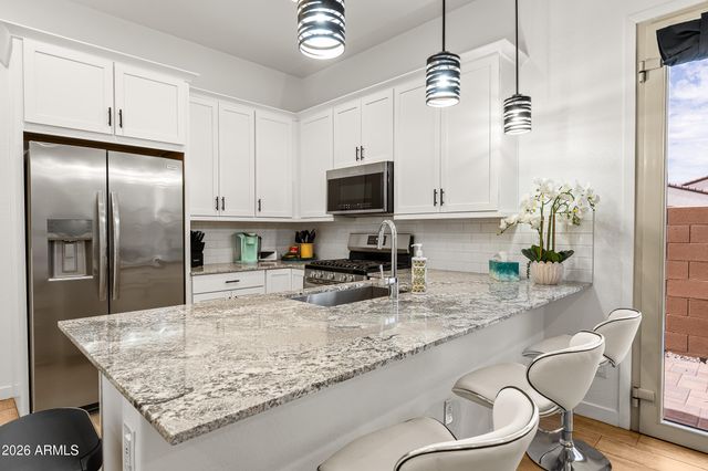 9412 S 41st Drive, Laveen, AZ 85339