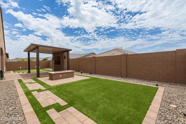9412 S 41st Drive, Laveen, AZ 85339