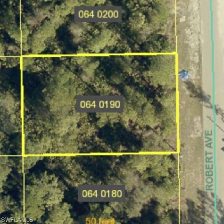 2011 Robert AVE, ALVA, FL 33920 — exterior