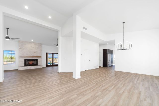 10530 E Escalante Road, Tucson, AZ 85730