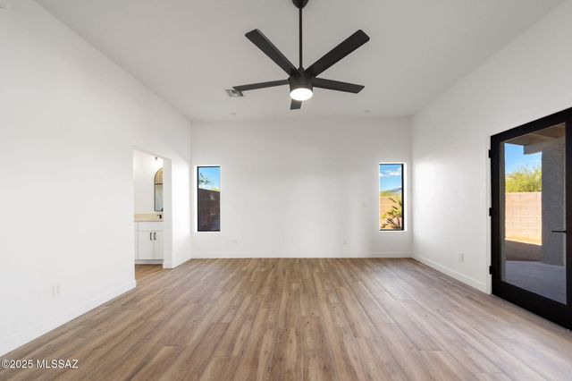 10530 E Escalante Road, Tucson, AZ 85730