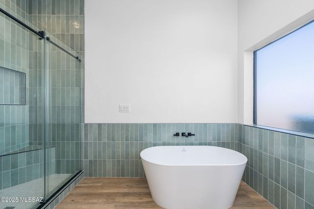 10530 E Escalante Road, Tucson, AZ 85730
