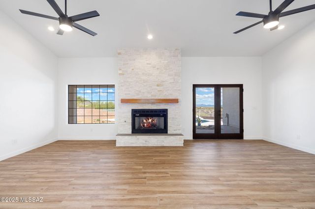 10530 E Escalante Road, Tucson, AZ 85730