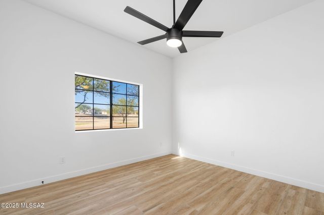 10530 E Escalante Road, Tucson, AZ 85730