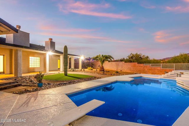 10530 E Escalante Road, Tucson, AZ 85730