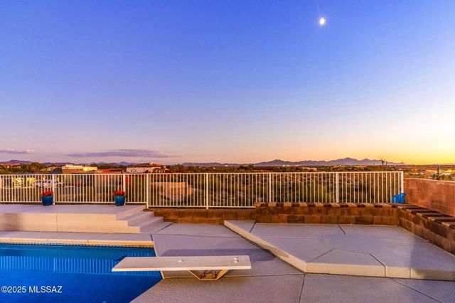10530 E Escalante Road, Tucson, AZ 85730