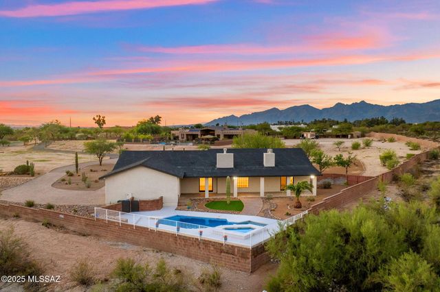 10530 E Escalante Road, Tucson, AZ 85730