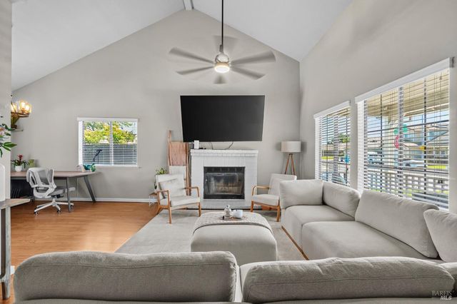 784 Calico Trl, Vacaville, CA 95687