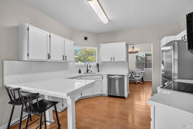 784 Calico Trl, Vacaville, CA 95687