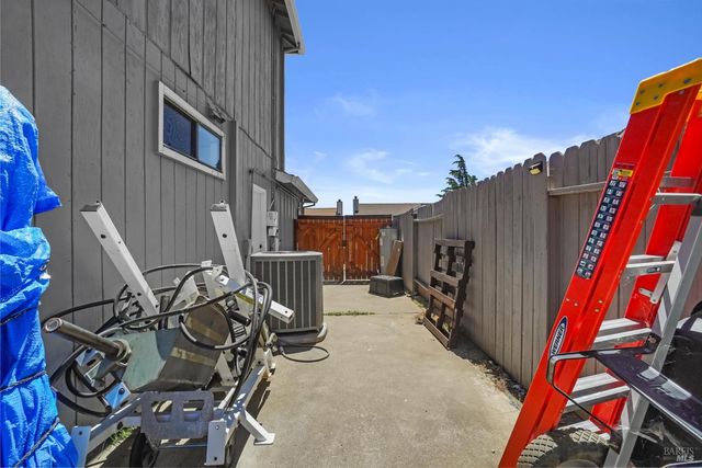 784 Calico Trl, Vacaville, CA 95687