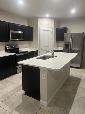 345 Clementine Road, Fort Pierce, FL 34981