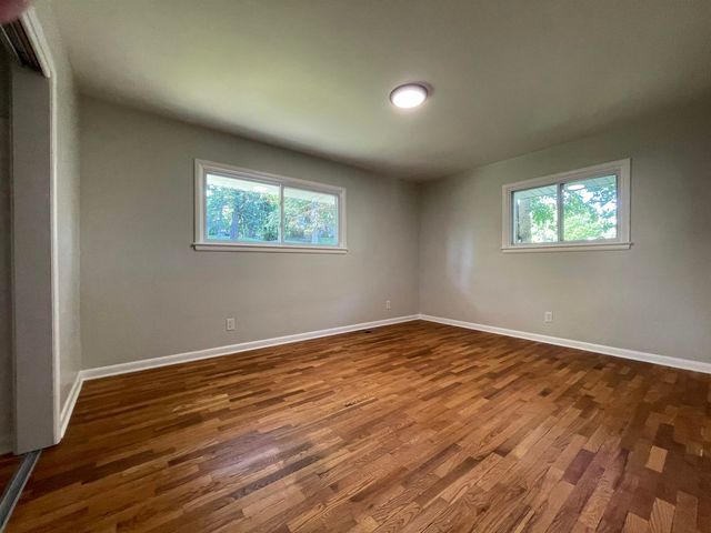 114 E Henry Street, Flushing, MI 48433
