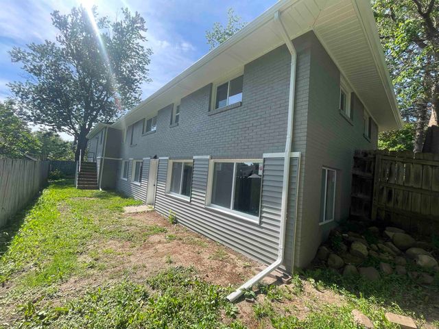 114 E Henry Street, Flushing, MI 48433