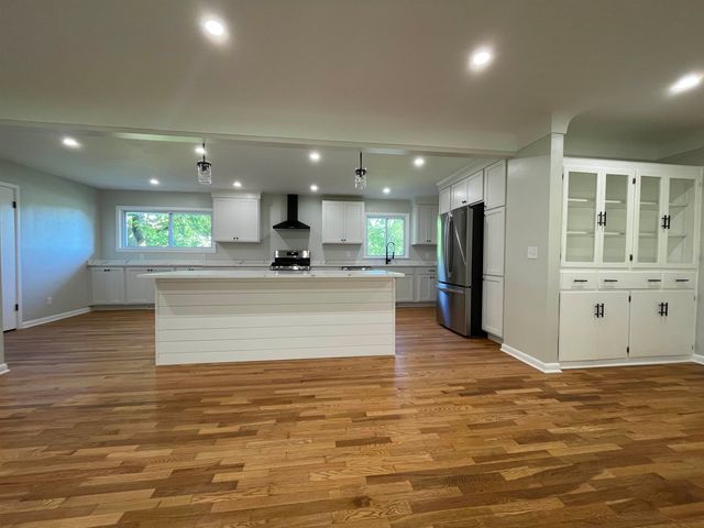 114 E Henry Street, Flushing, MI 48433