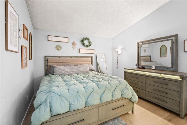 1046 W 57th Street ., San Bernardino, CA 92407