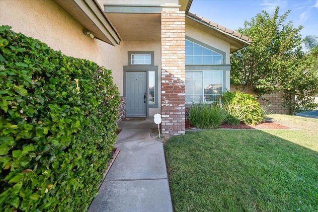 1046 W 57th Street ., San Bernardino, CA 92407