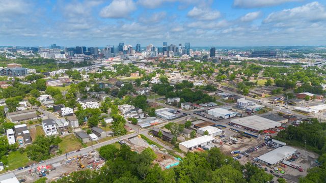 1222 Lewis St, Nashville, TN 37210