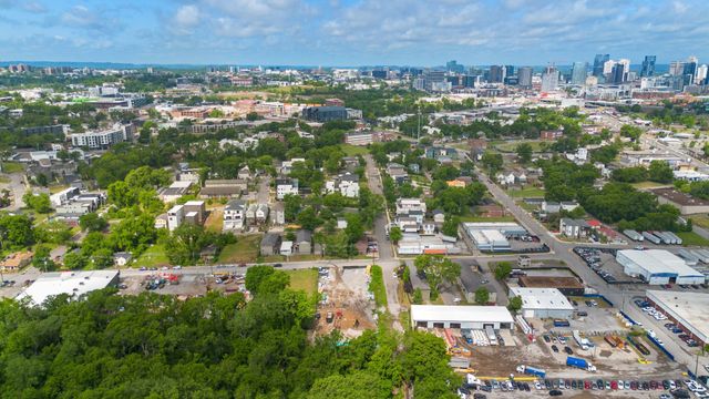 1222 Lewis St, Nashville, TN 37210