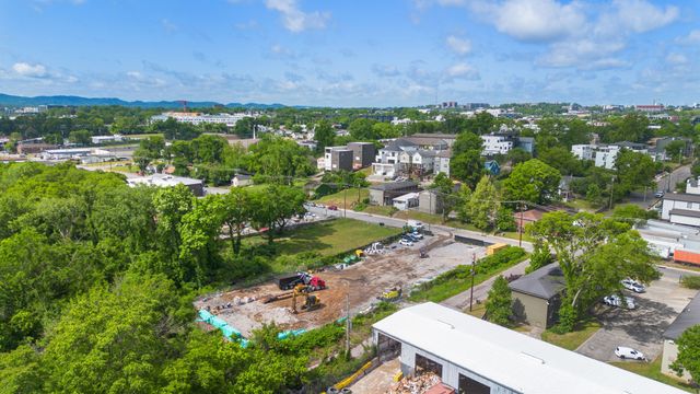 1222 Lewis St, Nashville, TN 37210
