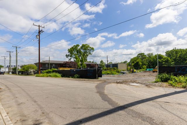 1222 Lewis St, Nashville, TN 37210