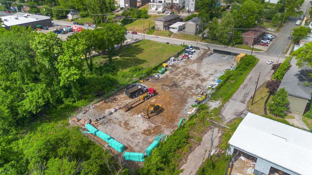 1222 Lewis St, Nashville, TN 37210