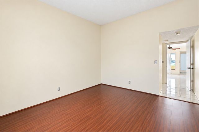 7420 NW 34th Street, Lauderhill, FL 33319
