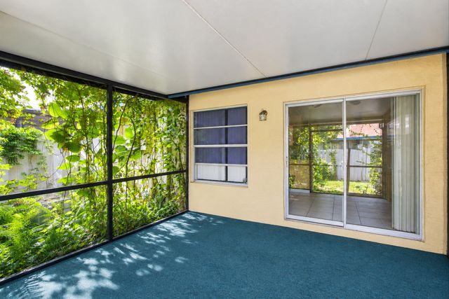 7420 NW 34th Street, Lauderhill, FL 33319