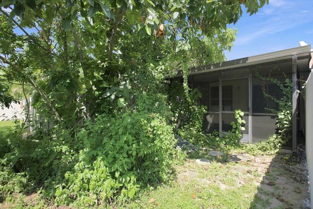 7420 NW 34th Street, Lauderhill, FL 33319