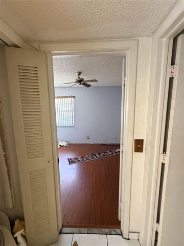 7420 NW 34th Street, Lauderhill, FL 33319