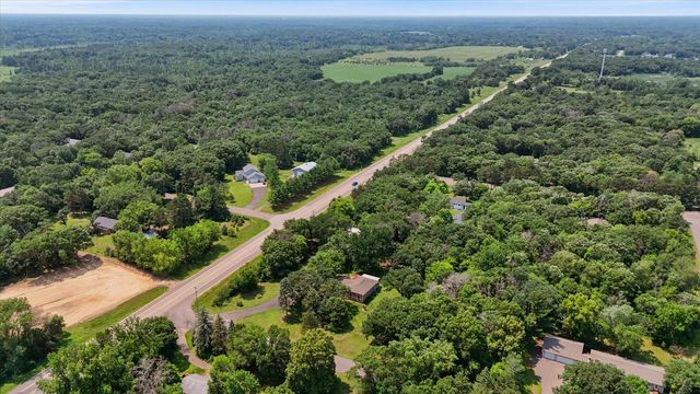 19322 Linnet Street NW, Oak Grove, MN 55011